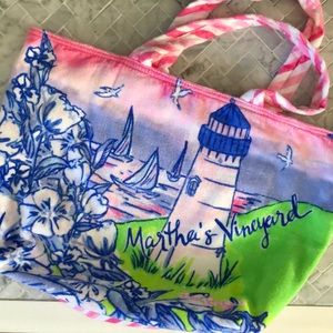 Lilly Pulitzer Destination Tote Martha’s Vineyard